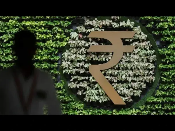 Rupee to Hover Between Rs 94.5 and Rs 96 Amid Stagnant Dollar Inflows